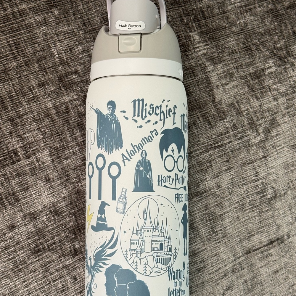 Harry Potter Themed Water Bottle 32 oz